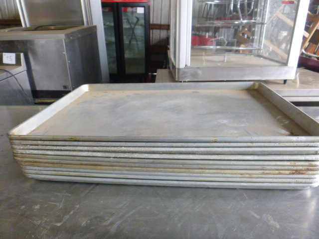 lot 78 image: 10 Sheet Pans