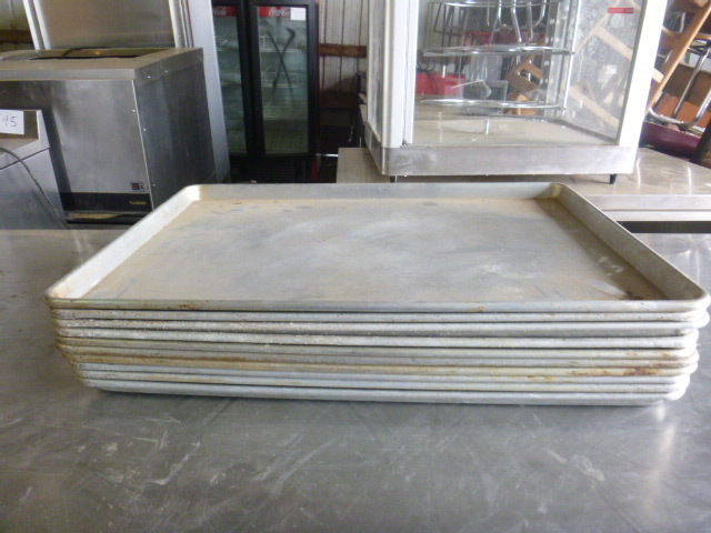 lot 85 image: 10 Sheet Pans