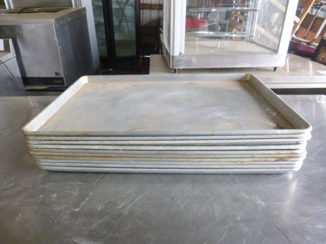 lot 86 image: 10 Sheet Pans