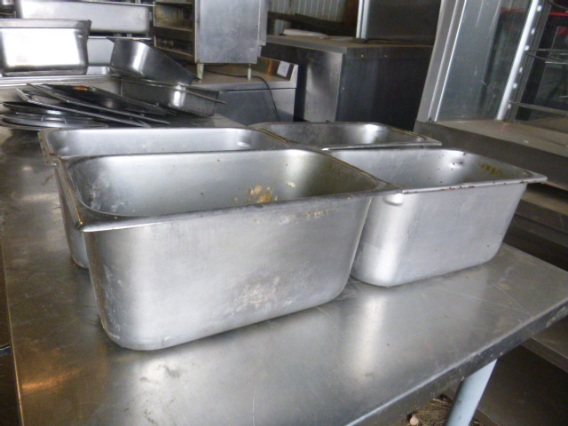lot 96 image: 4 - 14 Size Steam Pans
