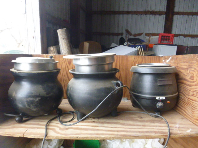 lot 180 image: 3 Soup Kettles