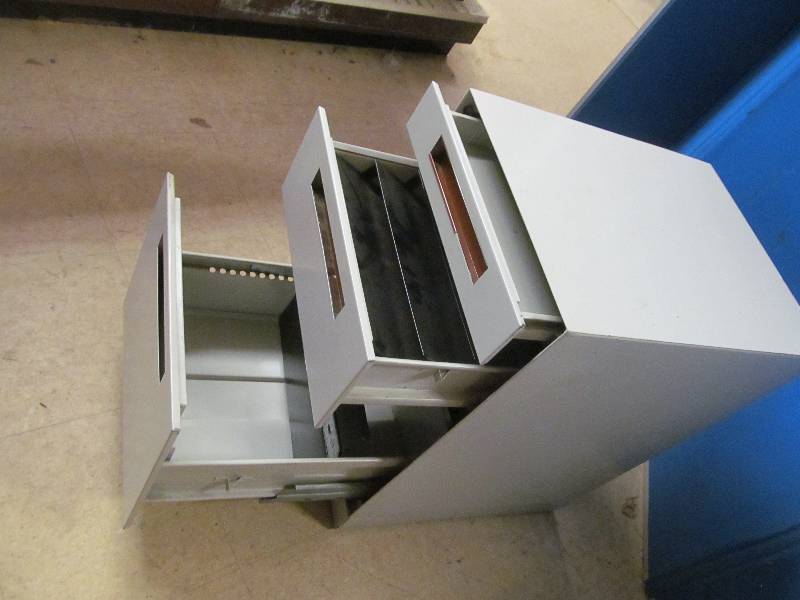 lot 45 image: filing cabinet