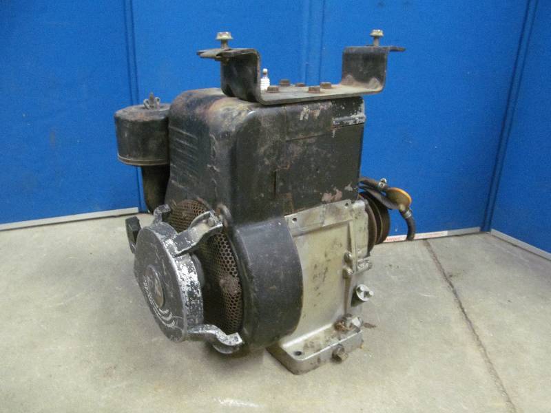 lot 68 image: Briggs and Stratton motor