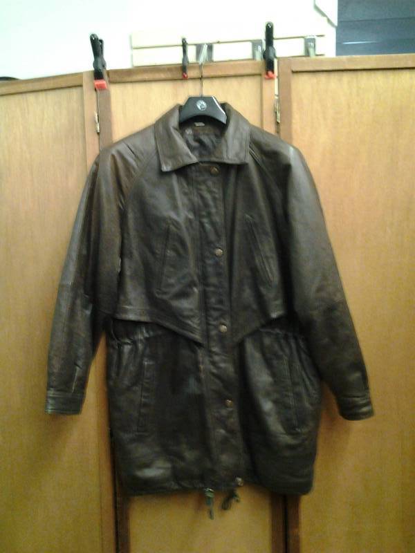 lot 4 image: Brown Limited Leather Jacket Size XL