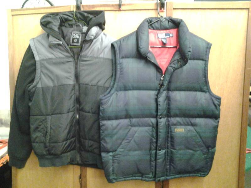 lot 5 image: Black Point Zero Jacket Size Large, Polo By Ralph Lauren Size Large