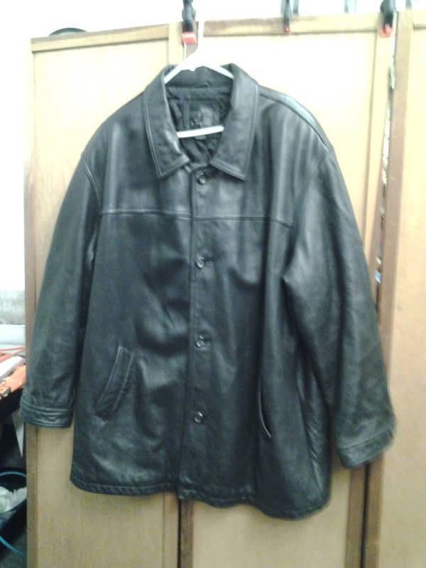 lot 8 image: J. Ferrar Jacket Size 2X