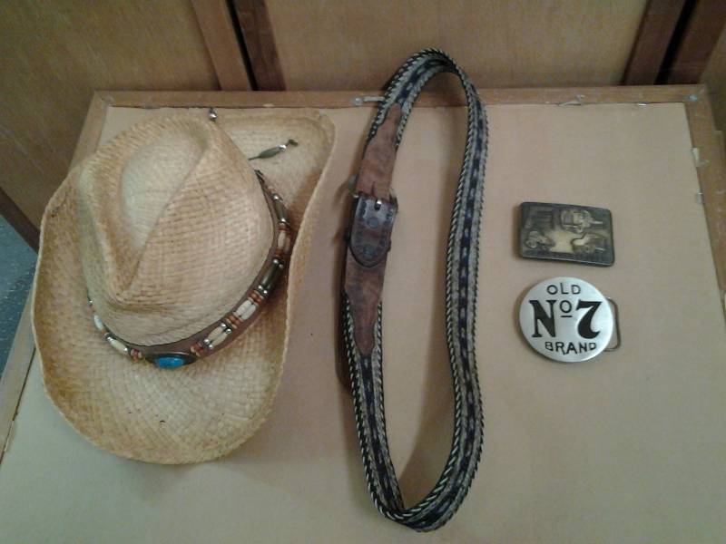 lot 19 image: H H Straw Hat Size Medium, Horse Hair Belt Size 40 & 2-Belt Buckles