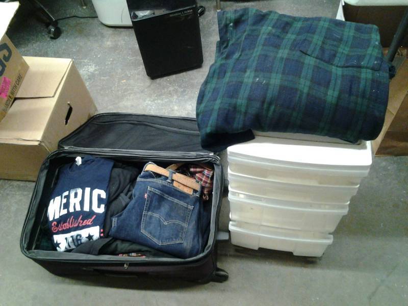 lot 27 image: Suit Case Full Of Mens Clothes-Most XL-40 & Plastic Organizer