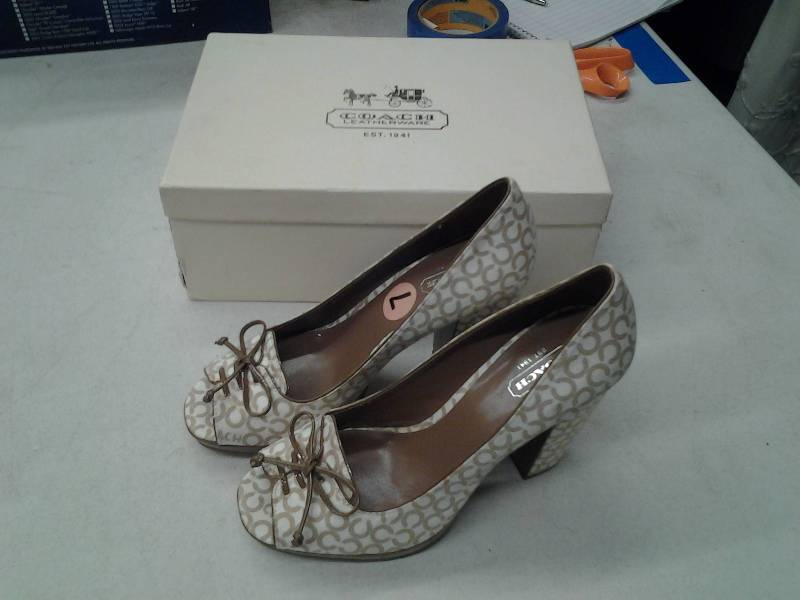lot 44 image: COACH High Heels Size 7