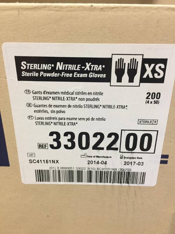 1 Case of Kimberly Clark - Sterling Nitrile - Xtra Sterile Powder Free Exam Gloves Size XSmall - 200 Pairs of Gloves
