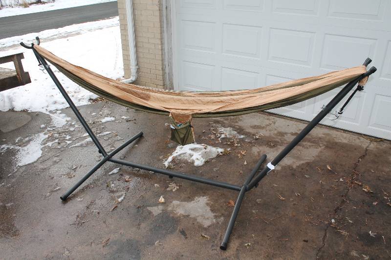 lot 1 image: Duck Unlimited Camping Hammock and Collapsible Stand