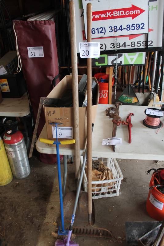 lot 20 image: 4 Garden Tools includes Bow Rake, Shovel, Edger and Brush