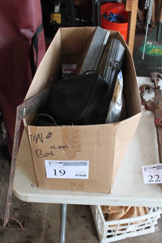 lot 19 image: Box Lot of Various Tools, Includes Sockets and Drivers, Torque Wrench and more