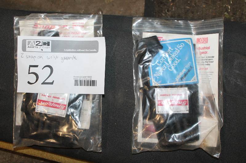 lot 52 image: Snap-On Wrist Guards