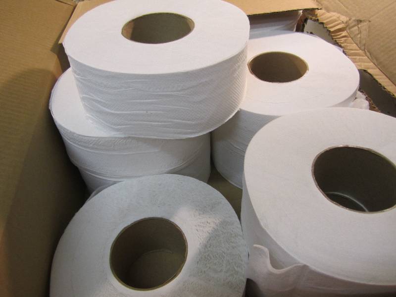 lot 8 image: Case of 12 Jumbo 9 Rolls 2-Ply Toi...