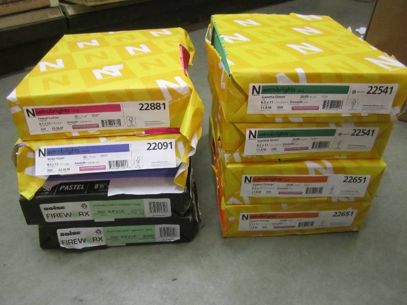 lot 52 image: Lot of 8 Reams of Colored Printer P...