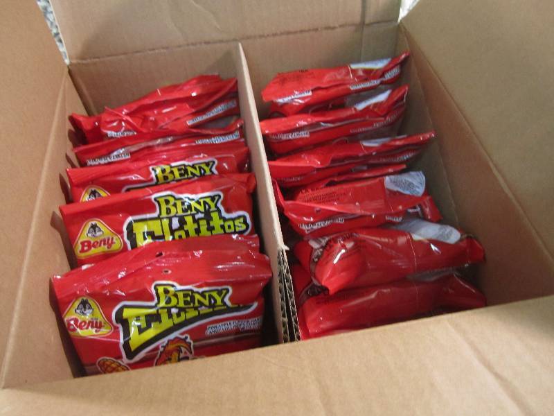 lot 90 image: Case of 24 Bags Beny Elotitos Pinea...