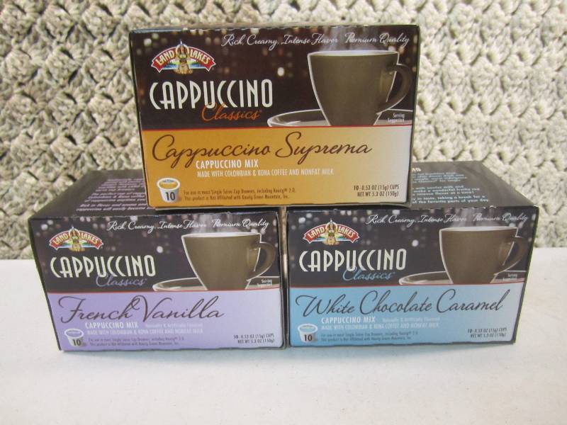 lot 95 image: Mix Lot of 30 Cappuccino Classics i...