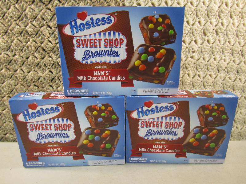 lot 126 image: Lot of 3 Boxes Hostess Sweet Shop B...