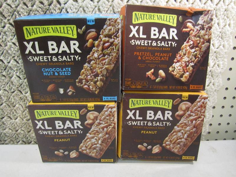 lot 135 image: Mixed Lot of 4 Boxes Nature Valley ...