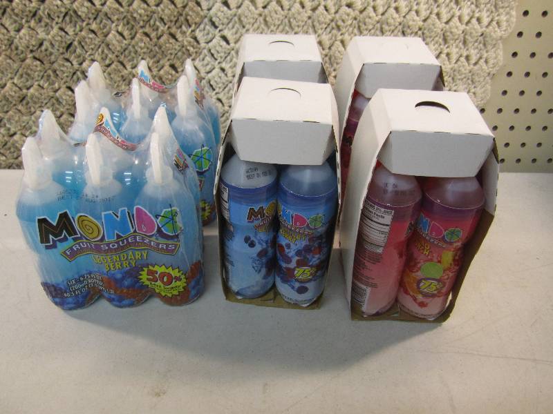 lot 145 image: Lot of Mondo Fruit Squeezers Fruit ...