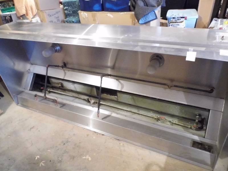 lot 13 image: 8 Hood with Baffles & Ansul
