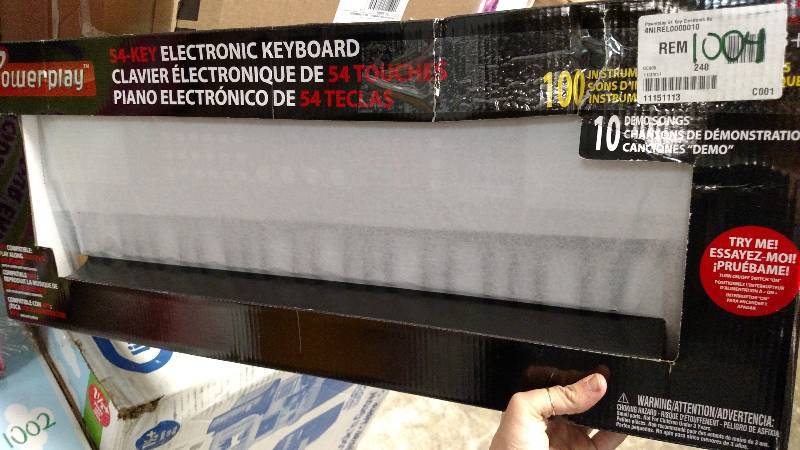 lot 1004 image: Powerplay 54 Key Electronic Keyboard