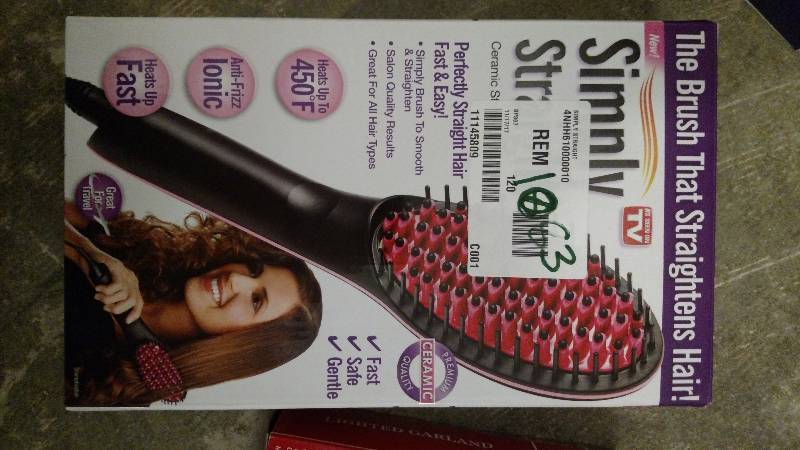 lot 1083 image: Simply Straight Ceramic Straightening Brush