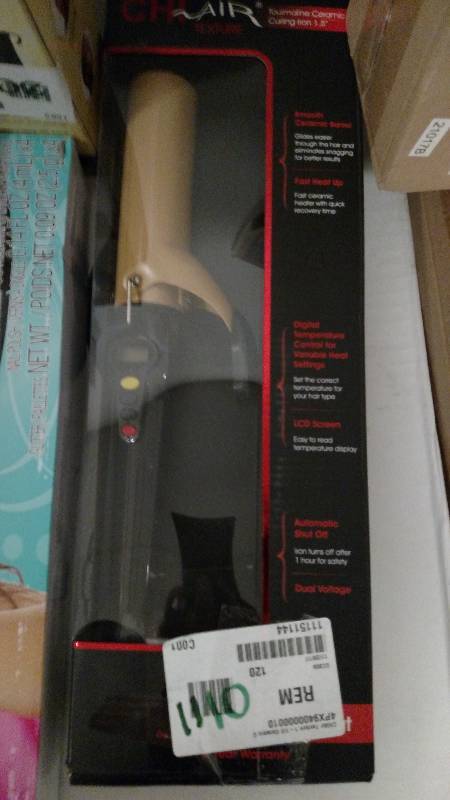 lot 1110 image: CHI Air Texture 1-12 Ceramic Curling Iron-Blk