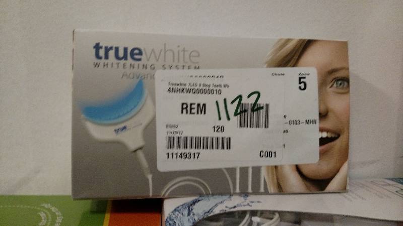 lot 1122 image: Million Dollar Smile TrueWhite 7-LED 3 Step Teeth Whitening System