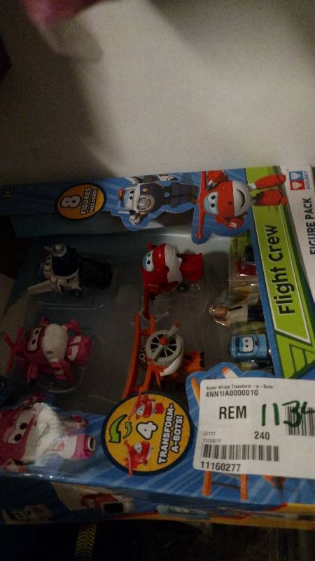 lot 1134 image: Super Wings Transform-a-Bots Flight Crew Figure Pack