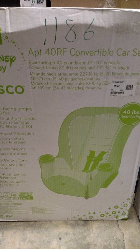 lot 1186 image: Disney APT Convertible Car Seat  Minnie