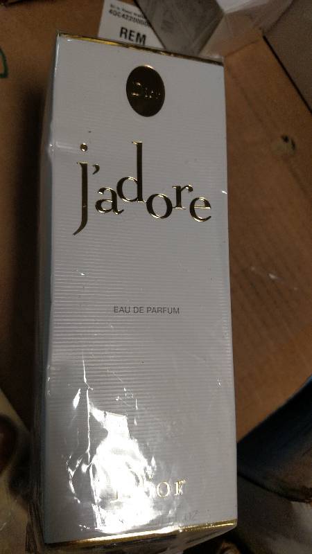 lot 1200 image: Christian Dior Jadore Eau De Parfum Spray - 3.4 Oz.