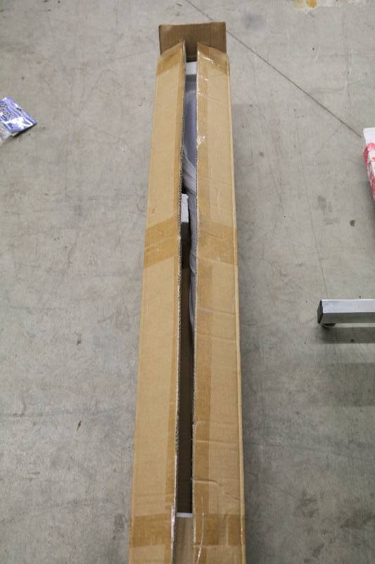 lot 37 image: Pallet Buster