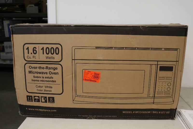 lot 212 image: Microwave Oven