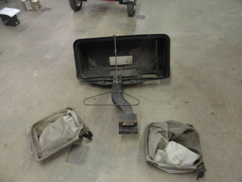 lot 8 image: Rear Mount Bagger