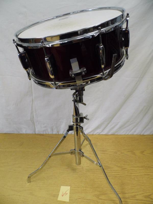 Pearl Snare Drum