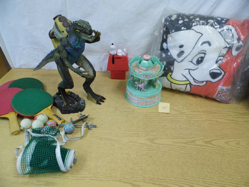Dinosaur - Ping Pong - Snoopy Bank