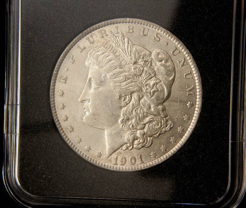 1901-P MORGAN SILVER DOLLAR MS64 PGSA
