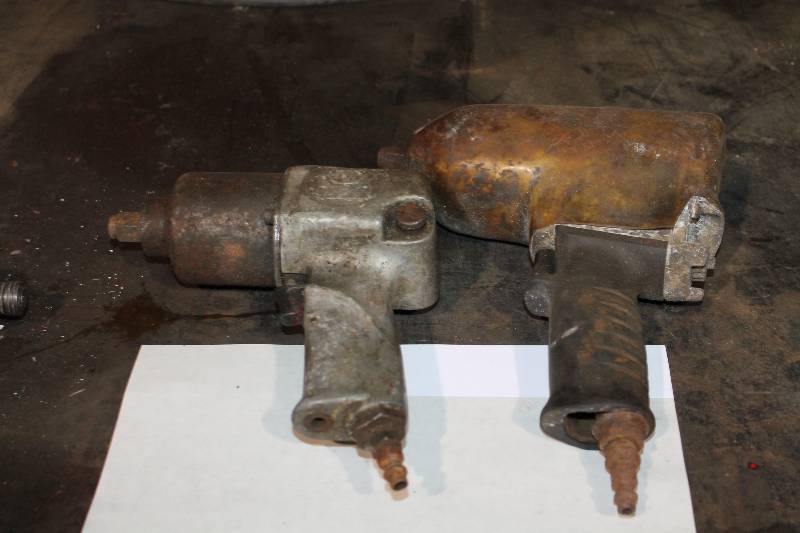 lot 44 image: Lot of (2) Air Impact Air Wrenches