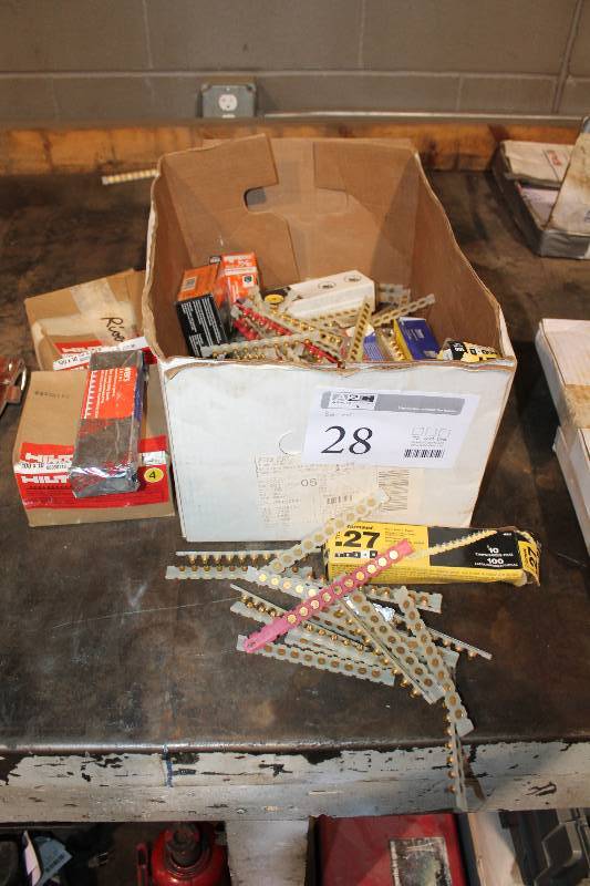 lot 28 image: Box Lot of Misc Fasteners - Ramset .27Cal, Hilti .25Cal, And More