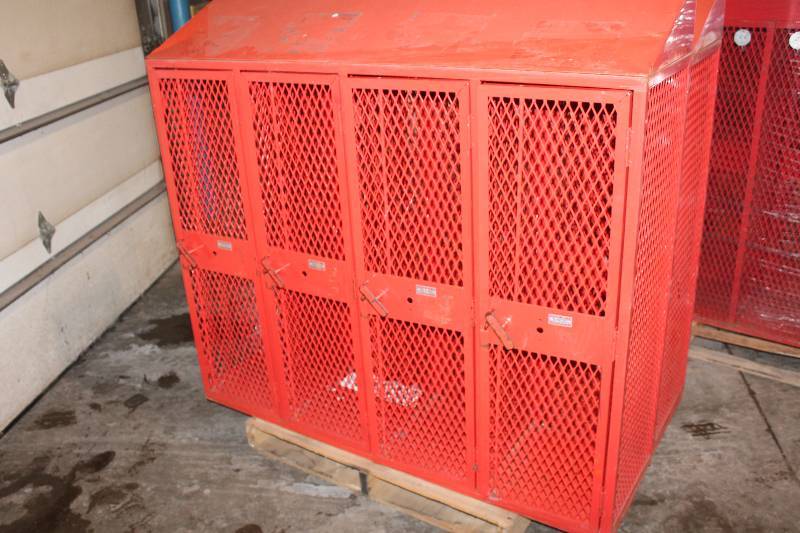 lot 104 image: Metal Commercial Storage Cabinet