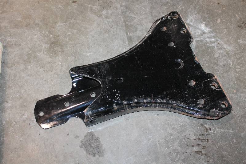 lot 93 image: Commercial Tow Bar