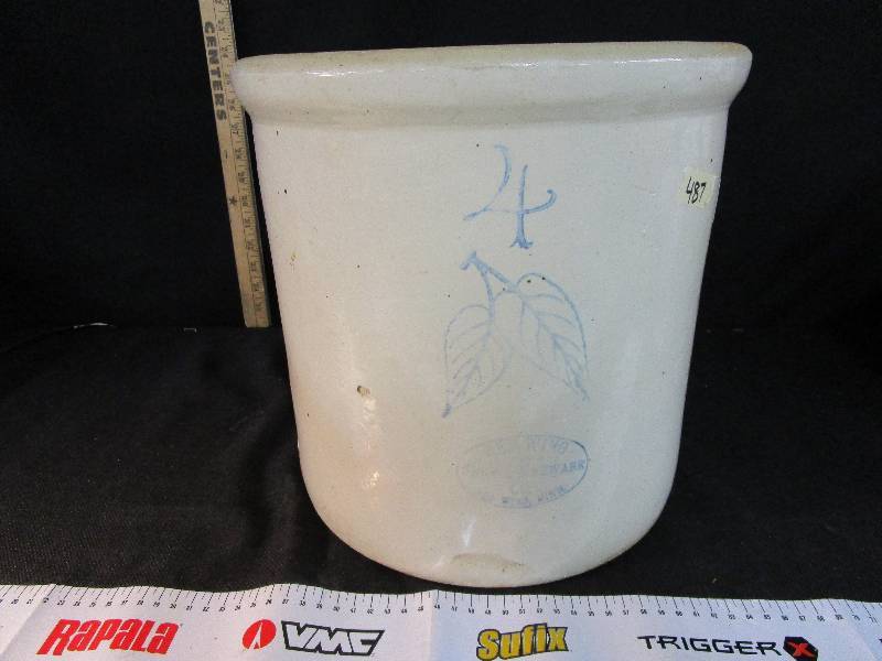 lot 11 image: #4 Birchleaf Crock