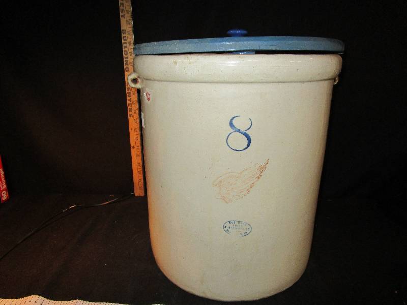 lot 12 image: Red Wing 8 Gallon Crock Large Wing