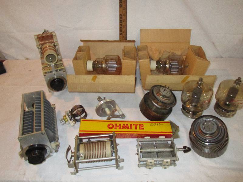 lot 32 image: Old Electronic Parts