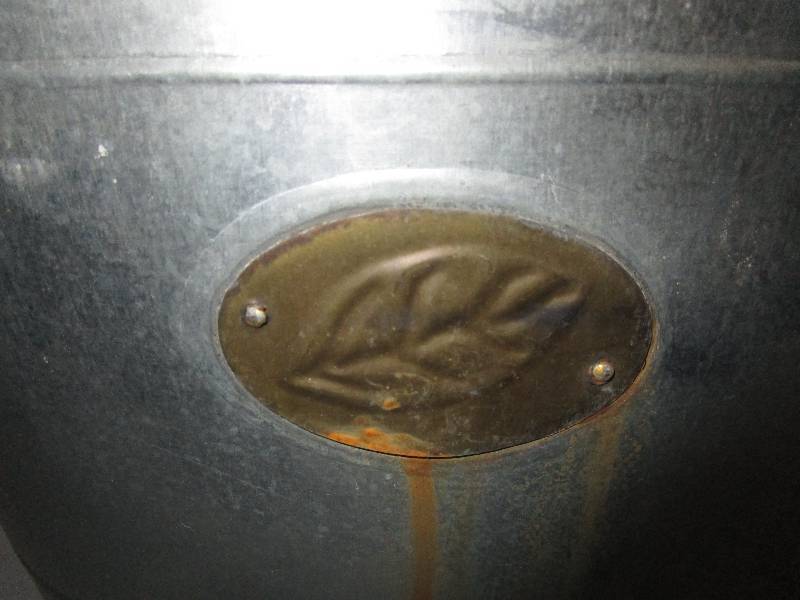 lot 36 image: Galvanized Buckets