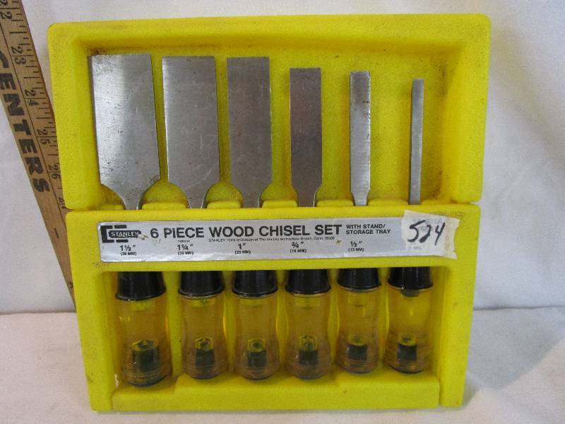 lot 52 image: Stanley 6 pc wood chisel set