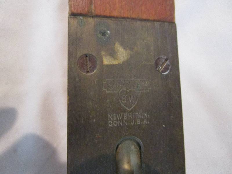 lot 71 image: Levelsones a Stanley