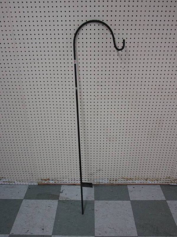 lot 81 image: Shepards Hook